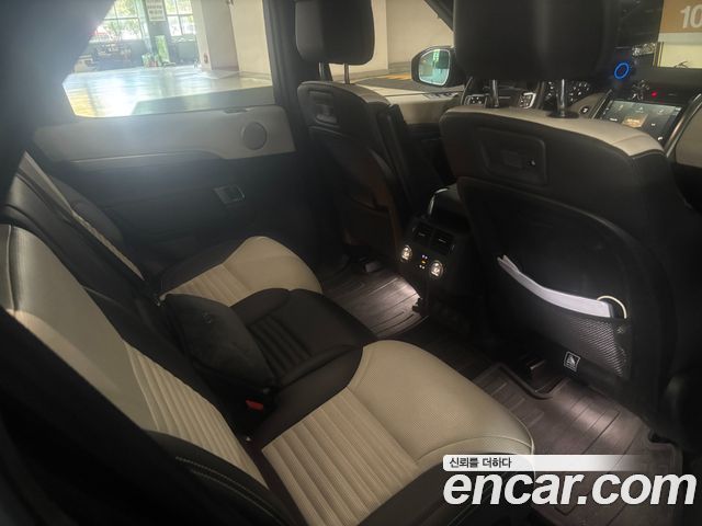 Land Rover Discovery 5 P360 R-Dynamic SE 2023 — фото 6