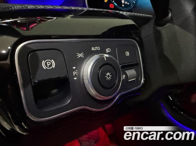 Mercedes-Benz A-Class (W177) A220 Sedan 2020 — фото 19