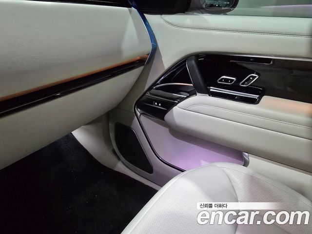Land Rover Range Rover (V) D350 Autobiography Long Wheel Base 2025 — фото 10