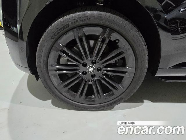 Land Rover Range Rover (V) D350 Autobiography Long Wheel Base 2025 — фото 23