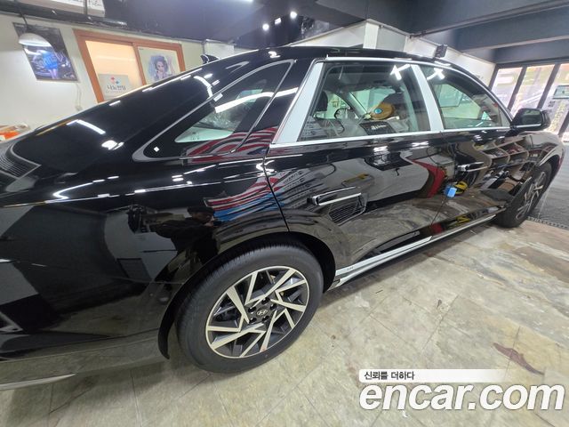 Hyundai Grandeur (GN7) 2,5 Gasoline 2WD Premium 2026 — фото 4