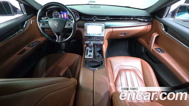 Maserati Quattroporte 3.0 Diesel 2016 — фото 7