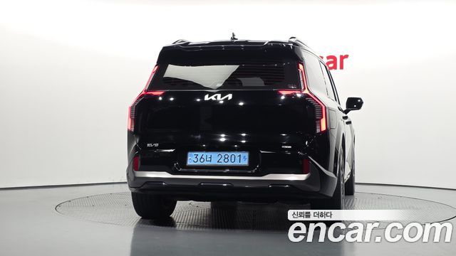 Kia EV9 Long Range 4WD GT Line 2024 — фото 4