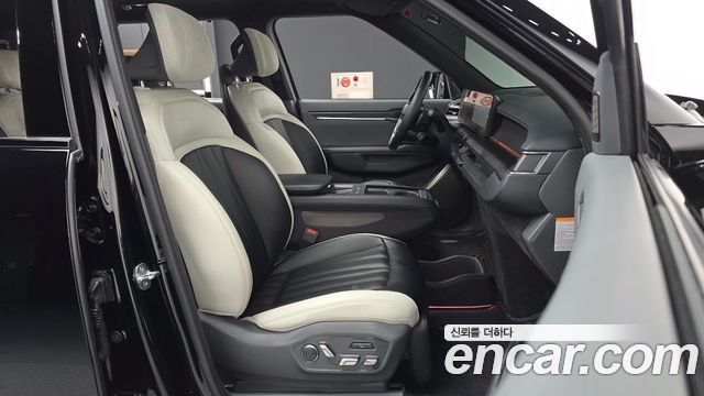 Kia EV9 Long Range 4WD GT Line 2024 — фото 15