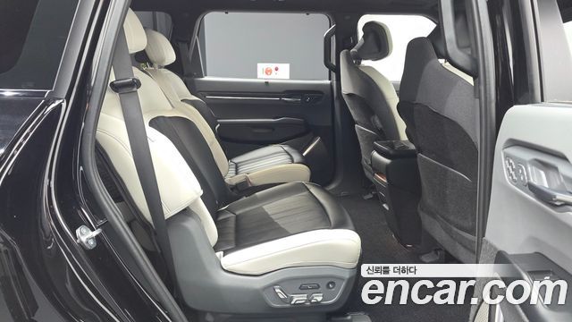 Kia EV9 Long Range 4WD GT Line 2024 — фото 16