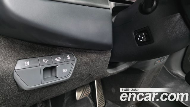 Kia EV9 Long Range 4WD GT Line 2024 — фото 37