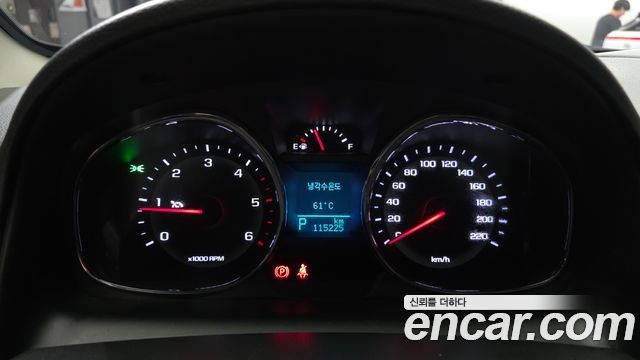 Chevrolet Captiva 2WD LT Deluxe pack 2017 — фото 8