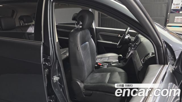 Chevrolet Captiva 2WD LT Deluxe pack 2017 — фото 12
