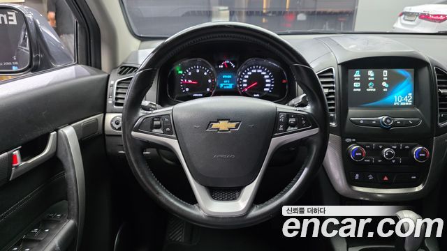 Chevrolet Captiva 2WD LT Deluxe pack 2017 — фото 13