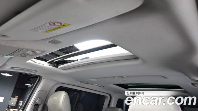 Hyundai Grand Starex 4WD Wagon 11-Seater Modern 2020 — фото 16
