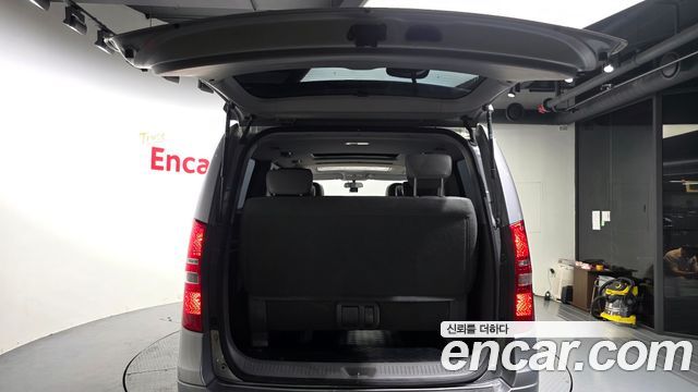 Hyundai Grand Starex 4WD Wagon 11-Seater Modern 2020 — фото 20
