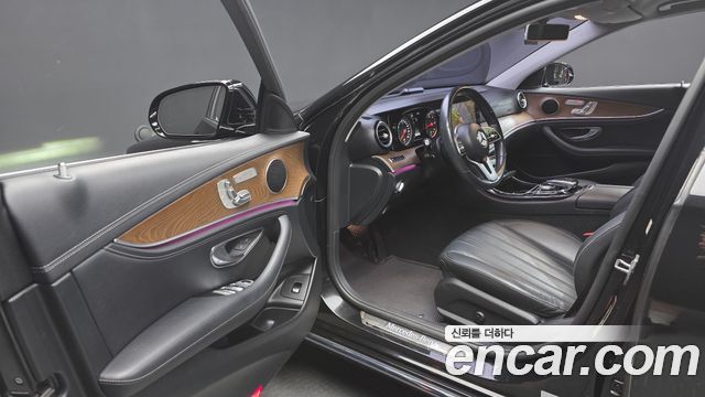 Mercedes-Benz E-Class (W213) E220d 4MATIC Exclusive 2019 — фото 10