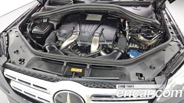 Mercedes-Benz GLS-Class (X166) GLS500 4MATIC 2017 — фото 6