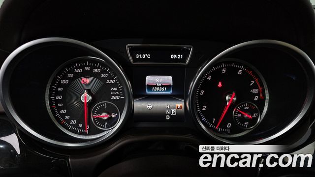 Mercedes-Benz GLS-Class (X166) GLS500 4MATIC 2017 — фото 8