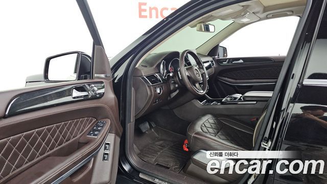 Mercedes-Benz GLS-Class (X166) GLS500 4MATIC 2017 — фото 10