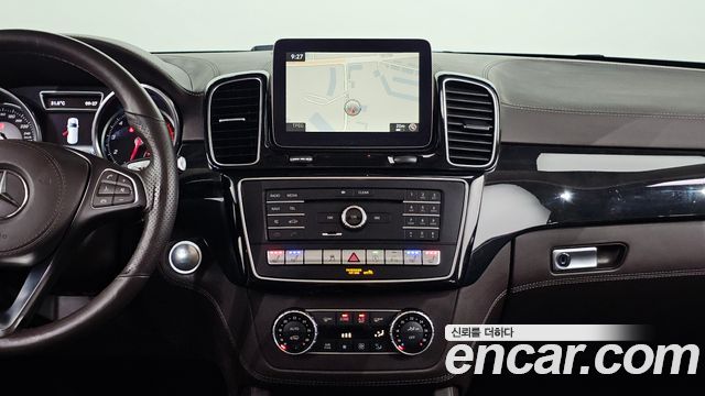 Mercedes-Benz GLS-Class (X166) GLS500 4MATIC 2017 — фото 13
