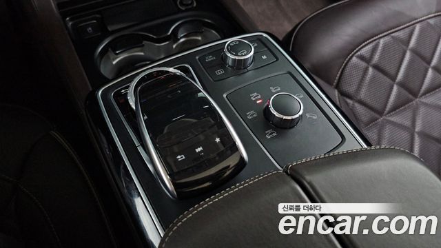Mercedes-Benz GLS-Class (X166) GLS500 4MATIC 2017 — фото 19