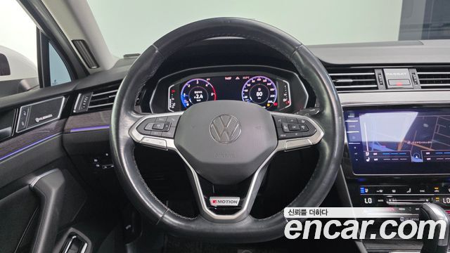 Volkswagen Passat GT (B8) 2.0 TDI 4Motion Prestige 2021 — фото 17