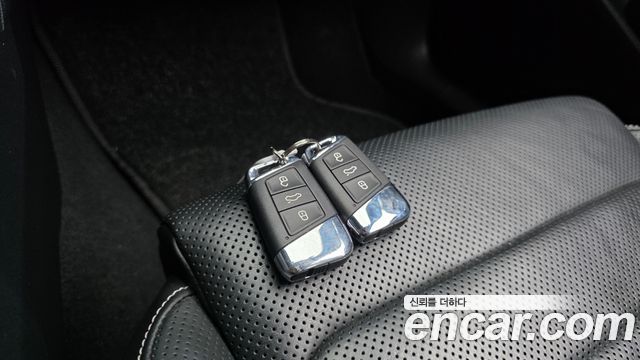 Volkswagen Passat GT (B8) 2.0 TDI 4Motion Prestige 2021 — фото 34