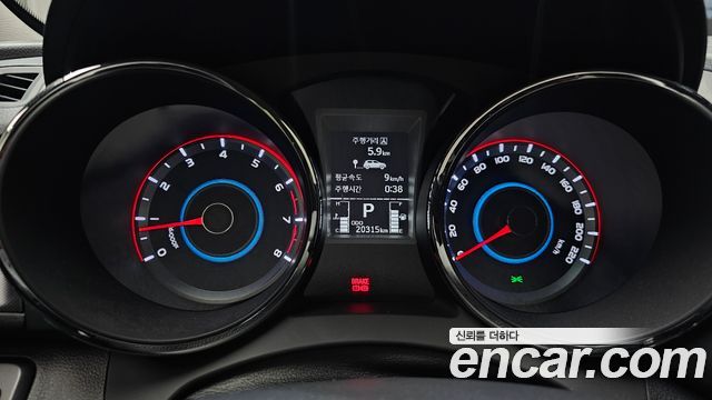 KG Mobility (SsangYong) Tivoli LX 4WD 2017 — фото 8