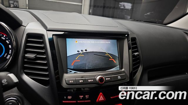 KG Mobility (SsangYong) Tivoli LX 4WD 2017 — фото 15