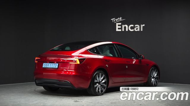 Tesla Model 3 Long Range AWD 2024 — фото 2