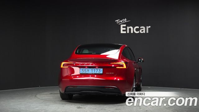 Tesla Model 3 Long Range AWD 2024 — фото 4