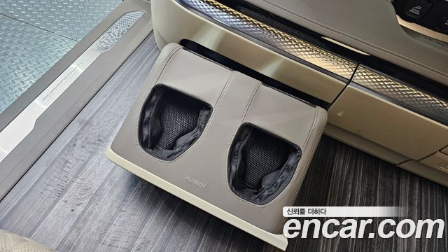Kia Carnival (IV) Gasoline 4-Seater Hi Limousine Signature 2025 — фото 5