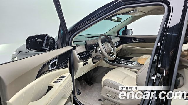 Kia Carnival (IV) Gasoline 4-Seater Hi Limousine Signature 2025 — фото 10
