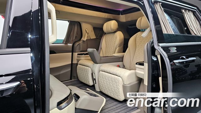 Kia Carnival (IV) Gasoline 4-Seater Hi Limousine Signature 2025 — фото 15