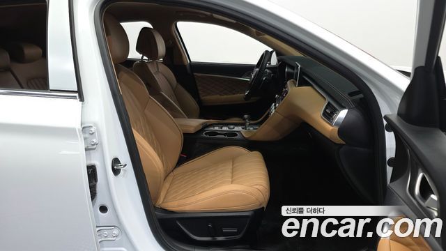 Genesis G70 Shooting Brake Gasoline 2.0T 2WD 2023 — фото 11