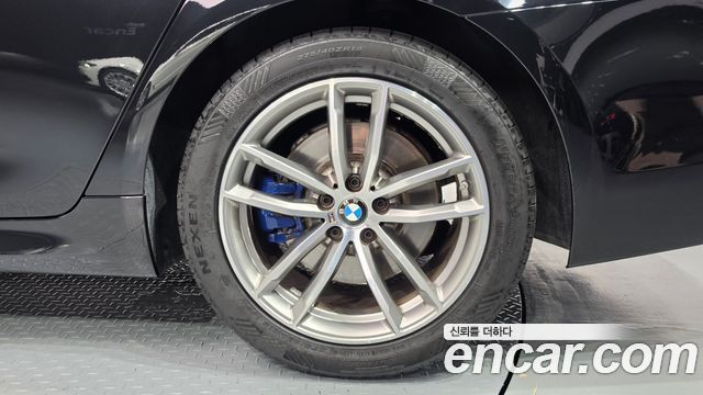 BMW 5 Series (G30) 530i xDrive M Sport Package Plus 2017 — фото 5