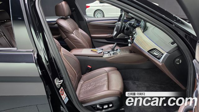 BMW 5 Series (G30) 530i xDrive M Sport Package Plus 2017 — фото 20