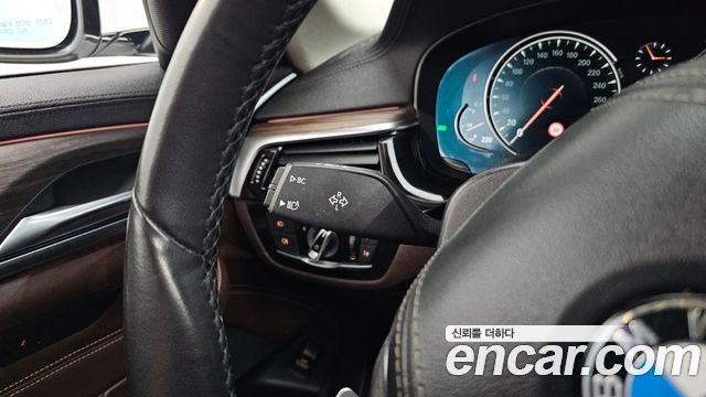 BMW 5 Series (G30) 530i Luxury Plus 2018 — фото 19