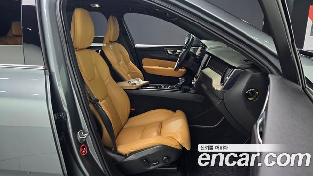 Volvo XC60 (II) D5 Inscription 2019 — фото 10