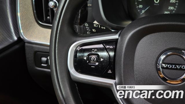 Volvo XC60 (II) D5 Inscription 2019 — фото 17