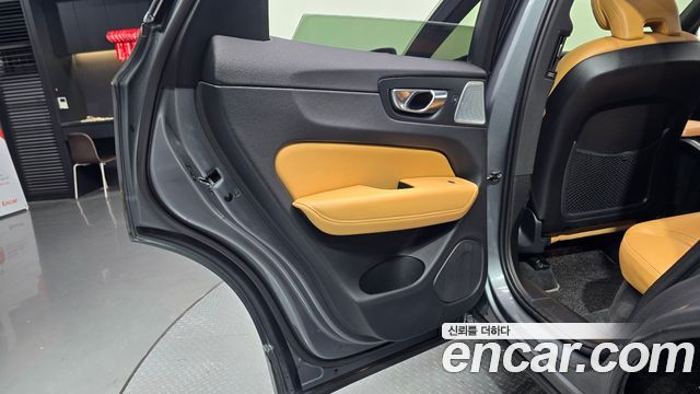 Volvo XC60 (II) D5 Inscription 2019 — фото 25