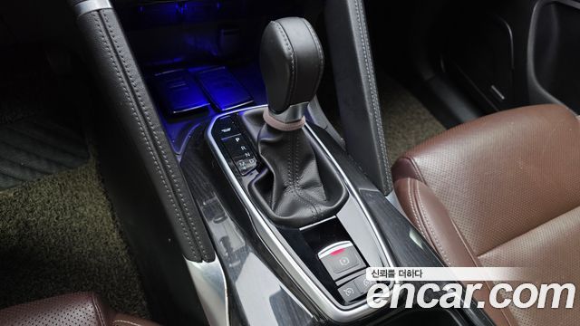 Renault Korea QM6 Diesel 2WD RE Signature 2017 — фото 9