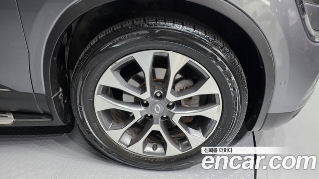 Renault Korea QM6 Diesel 2WD RE Signature 2017 — фото 21