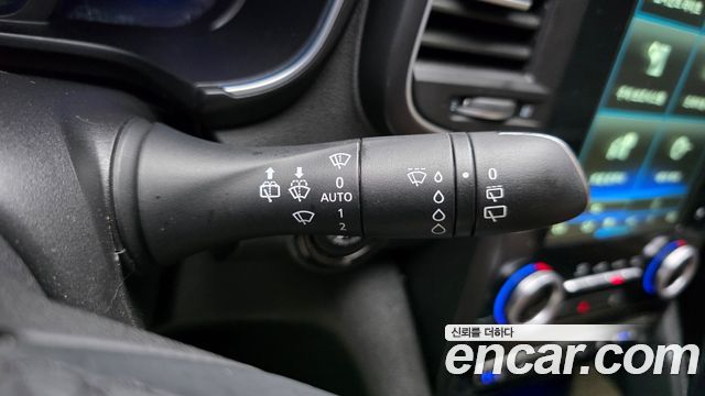 Renault Korea QM6 Diesel 2WD RE Signature 2017 — фото 30