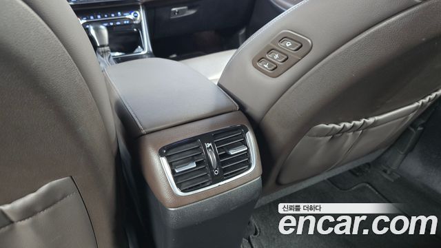 Hyundai Grandeur Hybrid (IG) Exclusive Special 2019 — фото 17