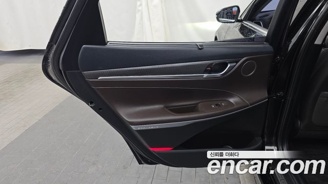 Hyundai Grandeur Hybrid (IG) Exclusive Special 2019 — фото 25