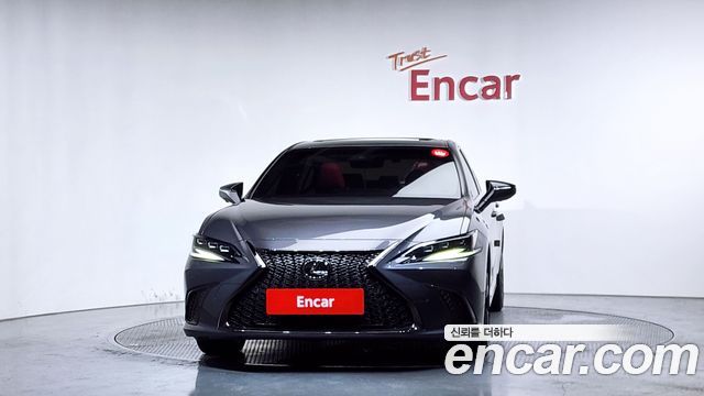 Lexus ES300h (VII) F-Sport 2023 — фото 3