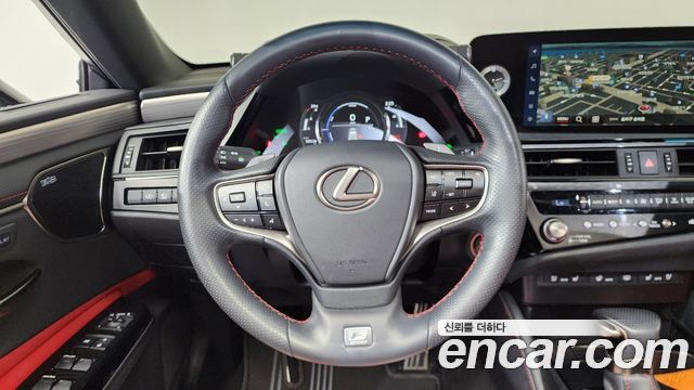 Lexus ES300h (VII) F-Sport 2023 — фото 12