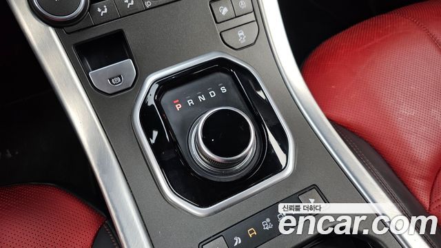Land Rover Range Rover Evoque 2.0 TD4 HSE Dynamic 2018 — фото 9