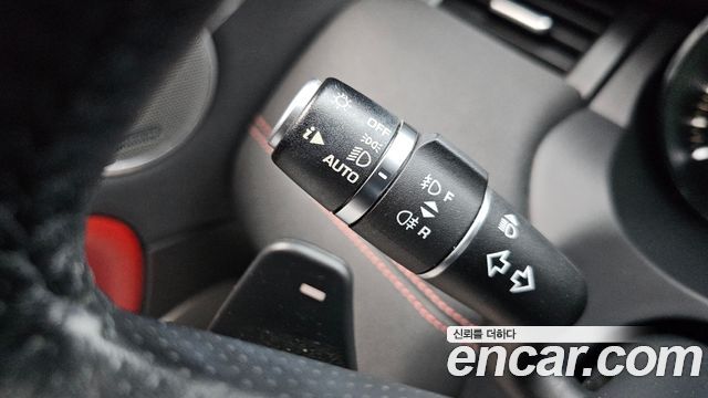 Land Rover Range Rover Evoque 2.0 TD4 HSE Dynamic 2018 — фото 34