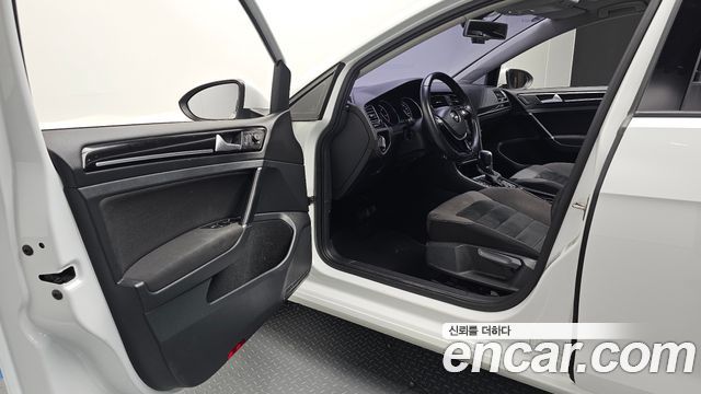 Volkswagen Golf (VII) 2.0 TDI 2015 — фото 10