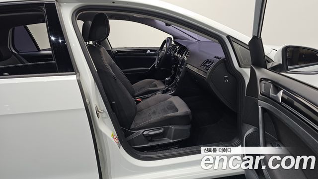Volkswagen Golf (VII) 2.0 TDI 2015 — фото 11