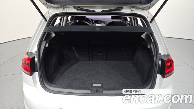Volkswagen Golf (VII) 2.0 TDI 2015 — фото 20