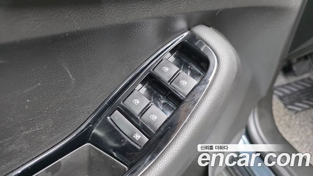 Chevrolet Orlando LPG LT Safety Pack 2018 — фото 12